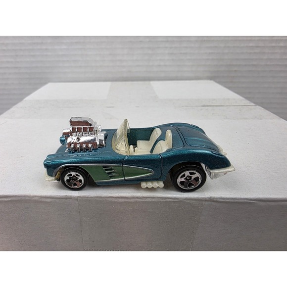 Vintage 70s-00s Hot Wheels & Malaysia Chevrolet Corvette Stingray Chevy Cars Lot - Picture 2 of 14